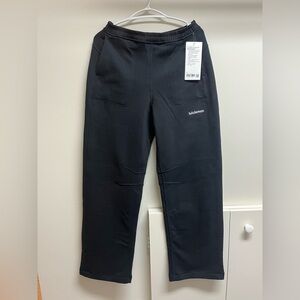 lululemon women’s black sweatpants